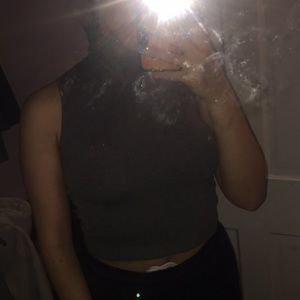 turtle neck gray shirt